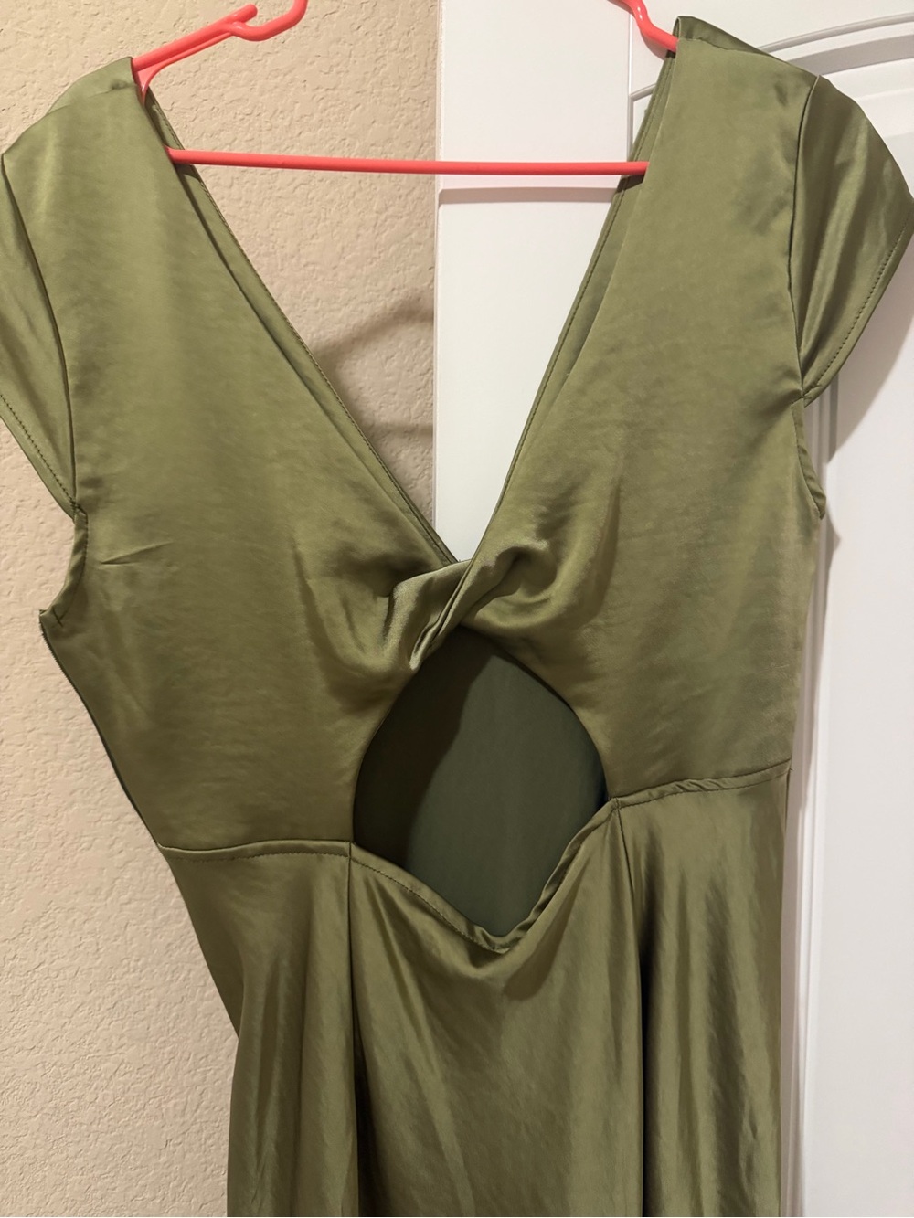 Olive Green Deep V Cap-Sleeve Maxi Dress - Picture 5 of 8
